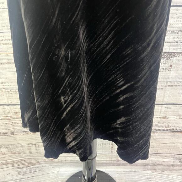 Style & Co Skirt size 6 Black Velveteen Bias Knee A Line Modest Party Cocktail - Picture 4 of 8